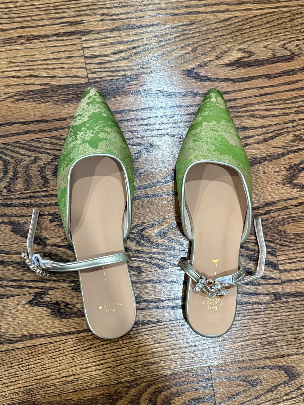 KENNEDY POINTED MULE FLATS